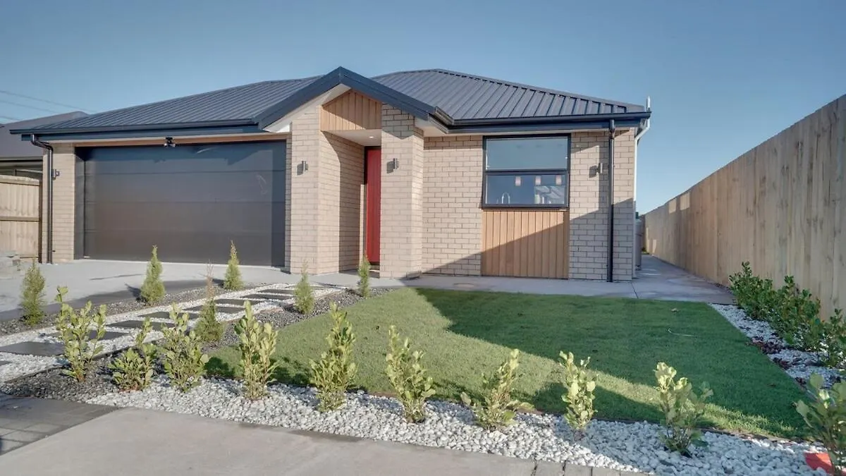 Tranquil 4 Bed Family Retreat 5Min To Airport Villa Christchurch 0*,